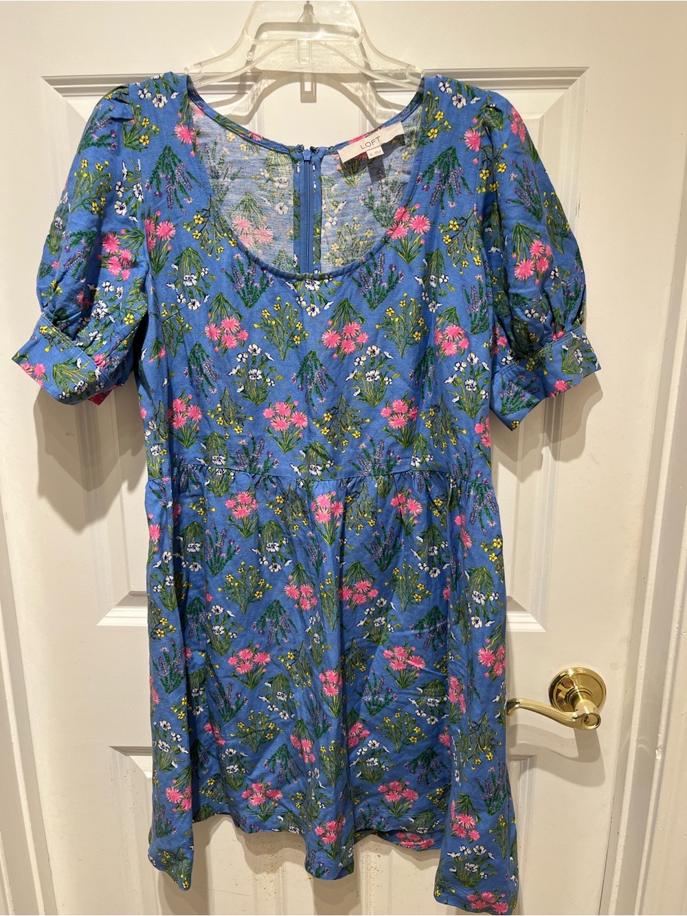 NWOT LOFT Blue Floral U-Neck Periwinkle Blue Puff Sleeve Linen Blend Dress - Picture 4 of 9